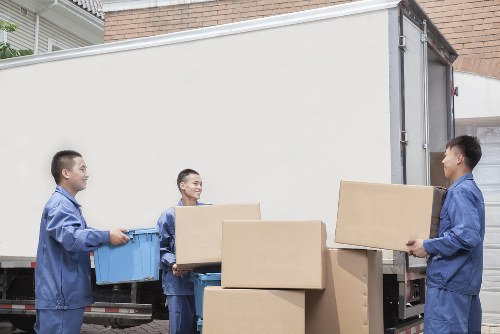 Efficient team handling delicate items